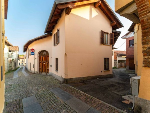 casa indipendente in vendita a Rosta