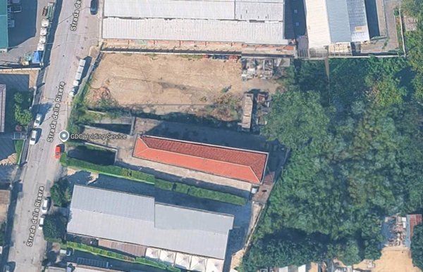 locale commerciale in vendita a Rosta