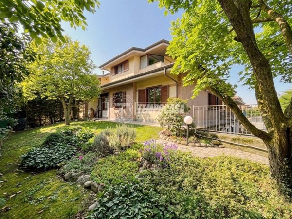 casa indipendente in vendita a Rosta