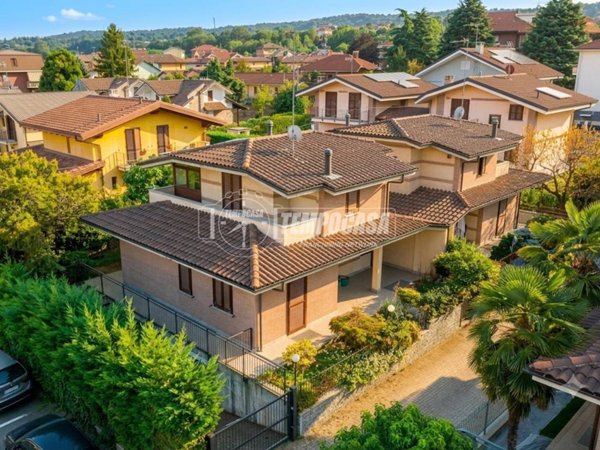 casa indipendente in vendita a Rosta