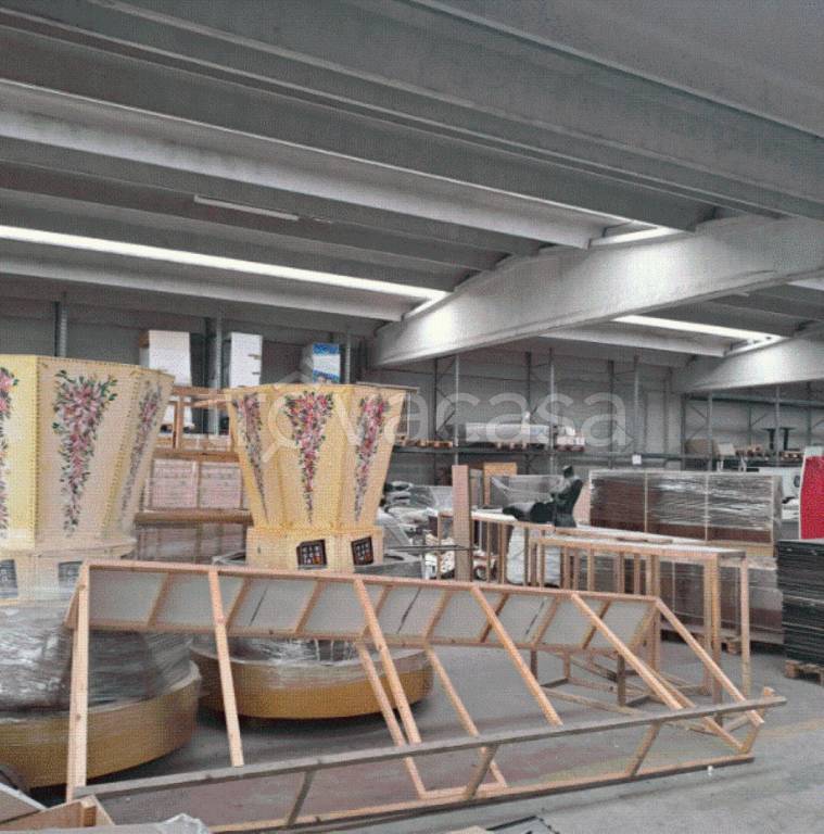 locale commerciale in vendita a Rosta