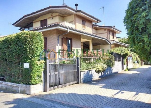 casa indipendente in vendita a Rosta