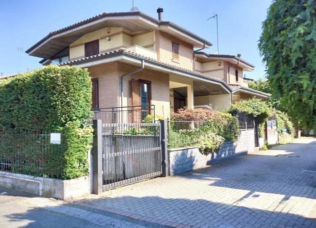 casa indipendente in vendita a Rosta