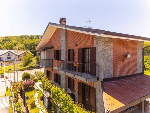 casa indipendente in vendita a Rosta