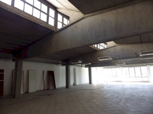 locale commerciale in vendita a Rosta