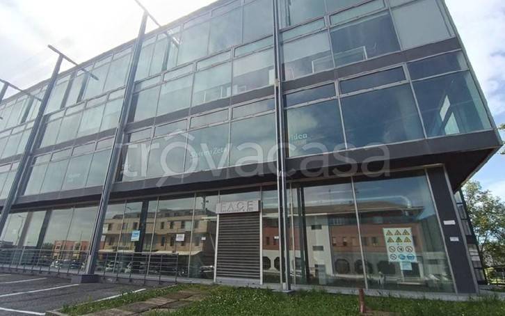 negozio in vendita a Rosta