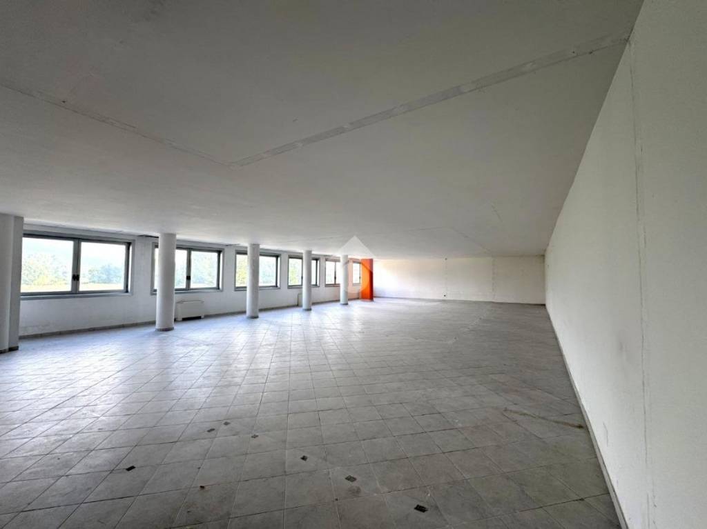 ufficio in vendita a Rosta