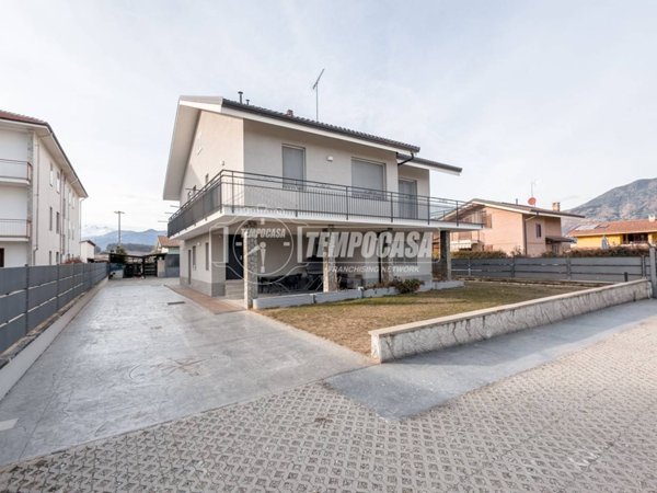 casa indipendente in vendita a Rosta