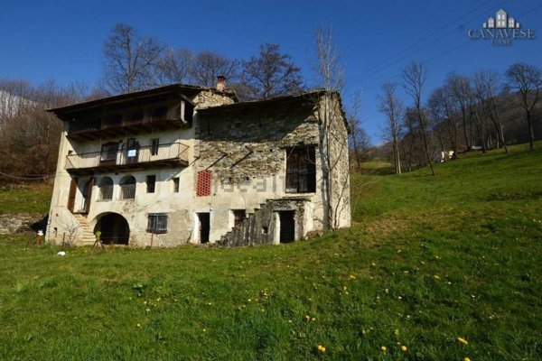 pentavano in vendita a Rosta