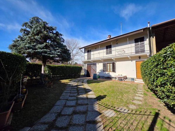 casa indipendente in vendita a Rosta