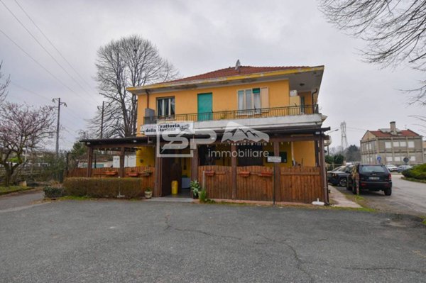 negozio in vendita a Rosta