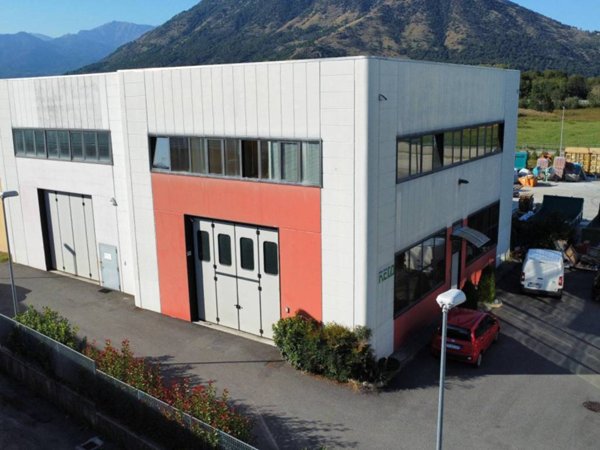 locale commerciale in vendita a Rosta