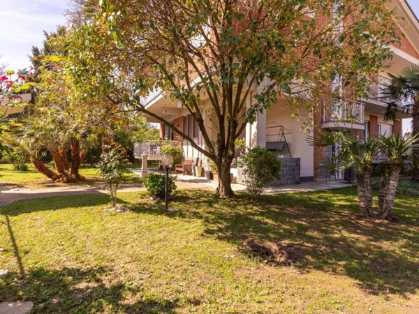 casa indipendente in vendita a Rosta
