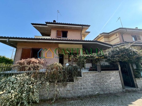 casa indipendente in vendita a Rosta