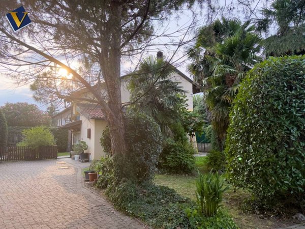 casa indipendente in vendita a Rosta