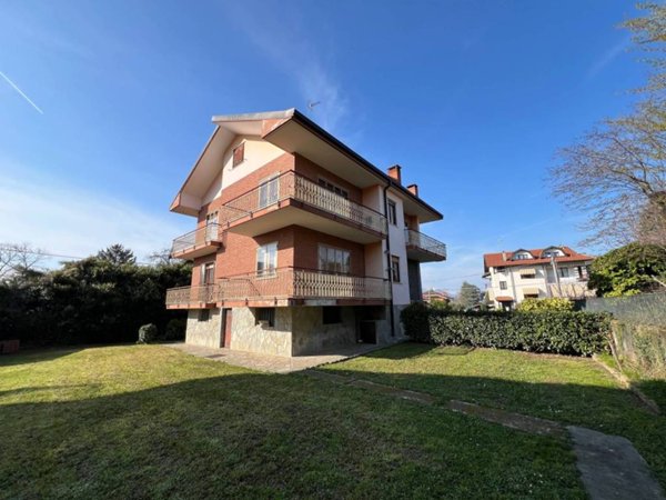 casa indipendente in vendita a Rosta