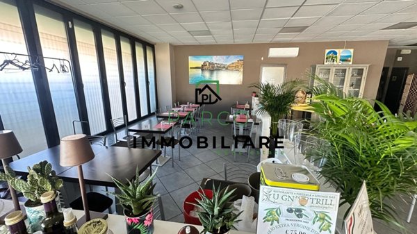 locale commerciale in vendita a Rosta