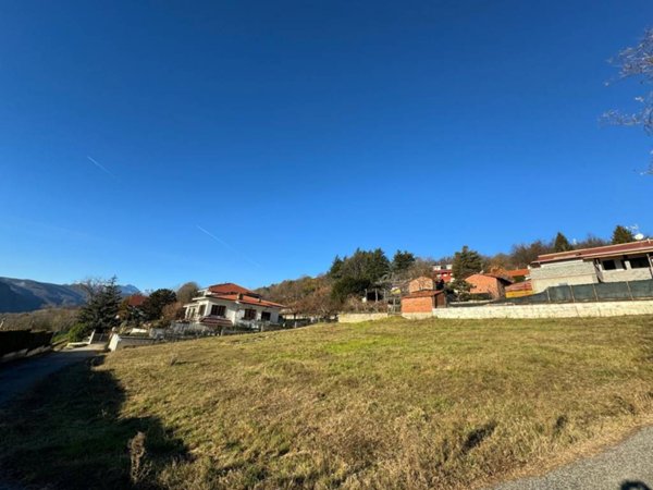 terreno edificabile in vendita a Rubiana