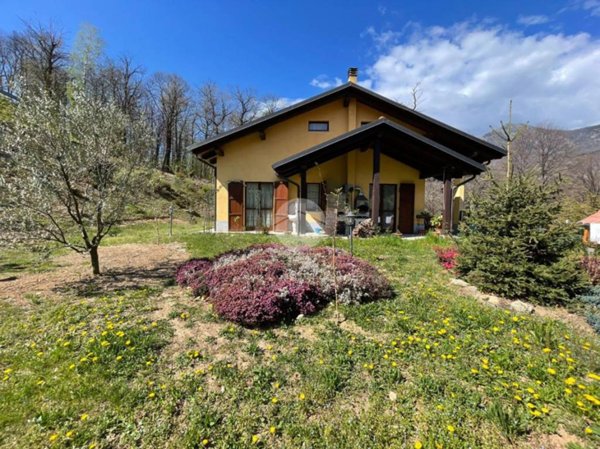 casa indipendente in vendita a Rubiana