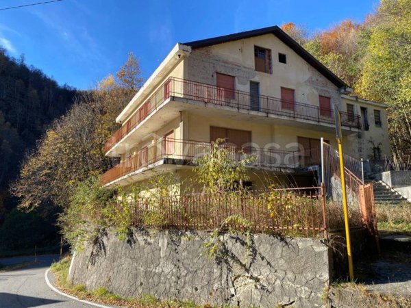 casa indipendente in vendita a Rubiana