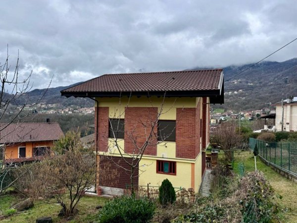 casa indipendente in vendita a Rubiana