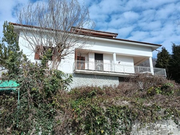 casa indipendente in vendita a Rubiana