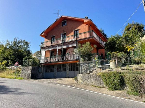 casa indipendente in vendita a Rubiana