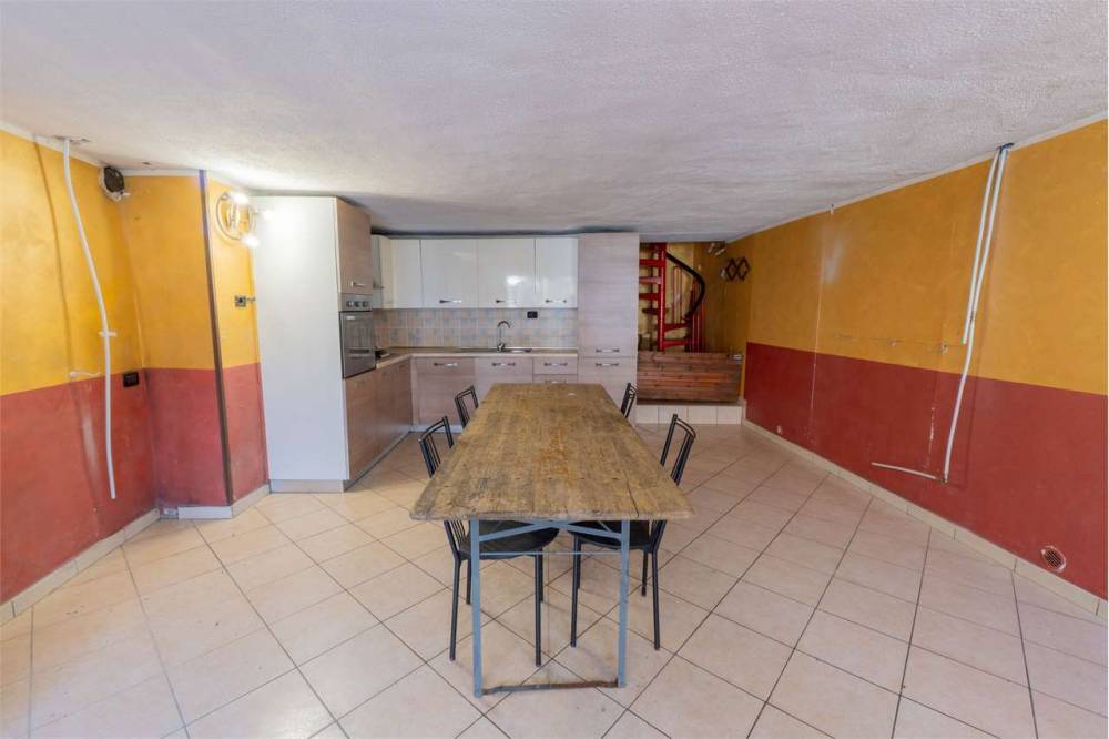 casa indipendente in vendita a Rubiana