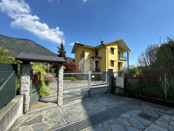 casa indipendente in vendita a Rubiana