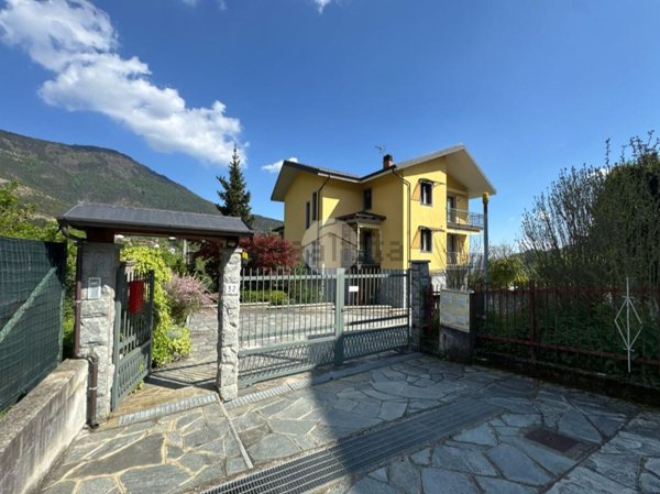 casa indipendente in vendita a Rubiana