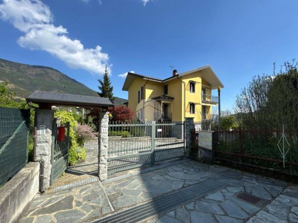 casa indipendente in vendita a Rubiana