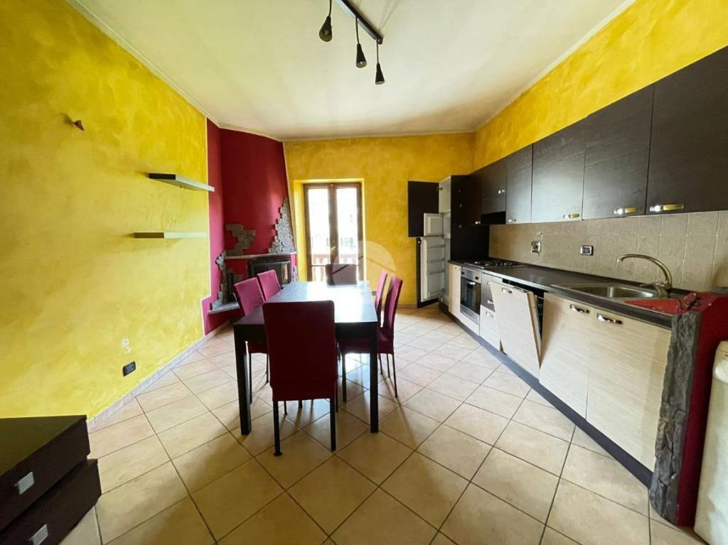 appartamento in vendita a Rubiana
