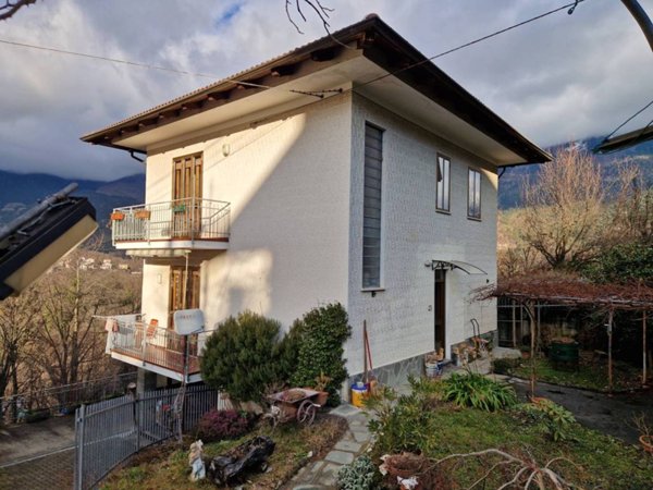 casa indipendente in vendita a Rubiana