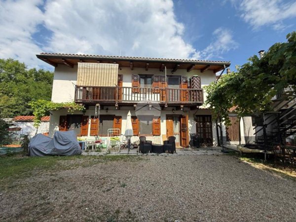 casa indipendente in vendita a Rubiana