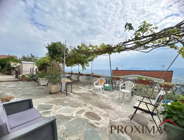 casa indipendente in vendita a Rubiana