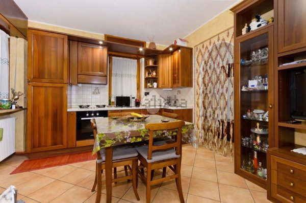 appartamento in vendita a Rubiana