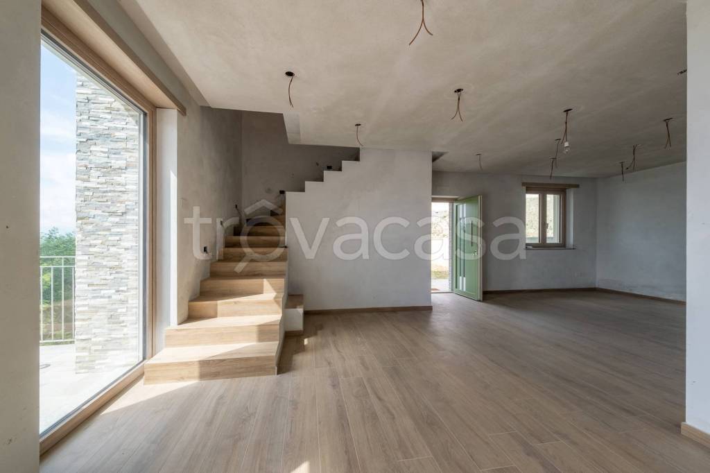 casa indipendente in vendita a Rubiana