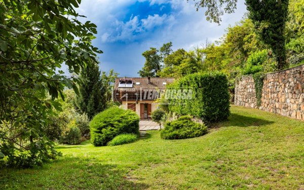 casa indipendente in vendita a Rubiana