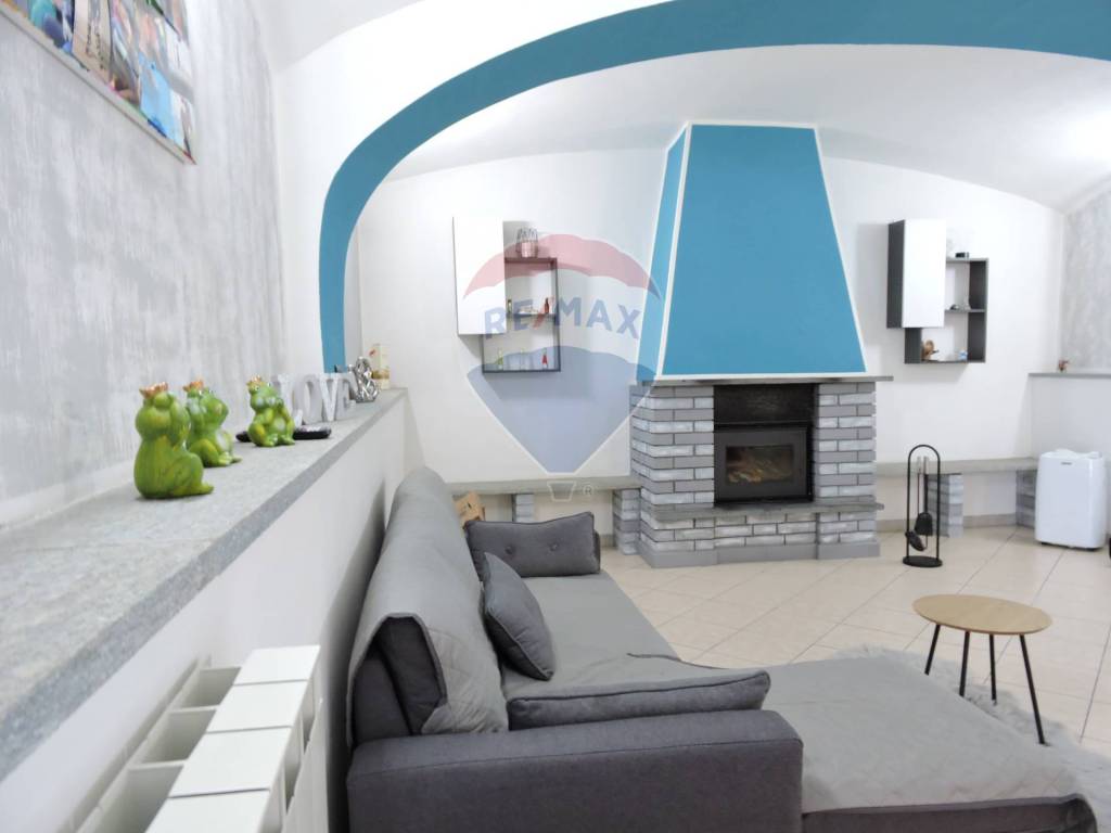 casa indipendente in vendita a Rubiana