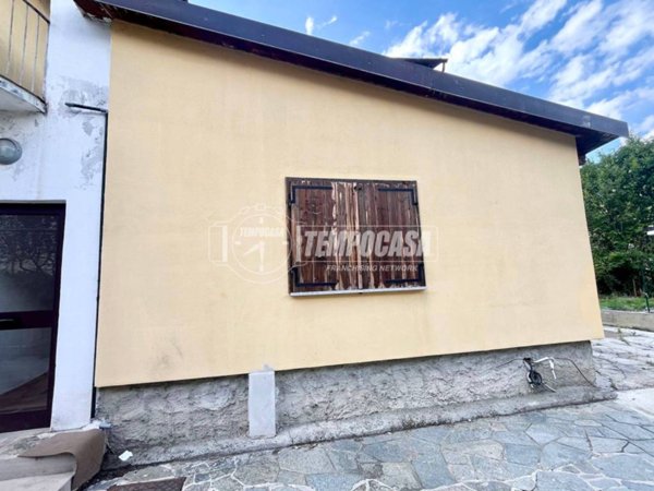 appartamento in vendita a Rubiana