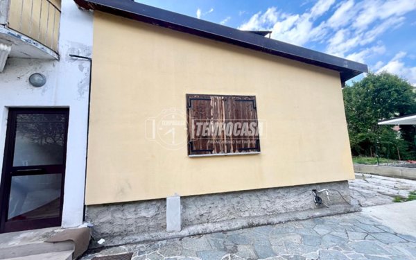 appartamento in vendita a Rubiana