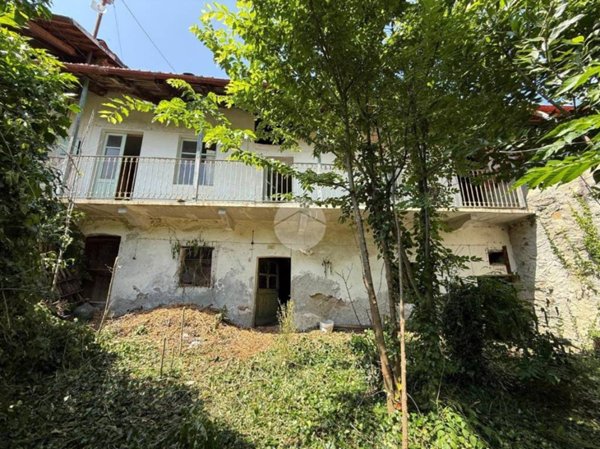 casale in vendita a Rubiana