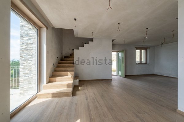 casa indipendente in vendita a Rubiana