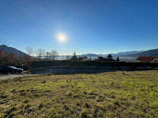 terreno edificabile in vendita a Rubiana