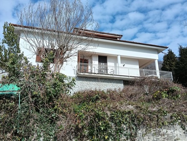 casa indipendente in vendita a Rubiana