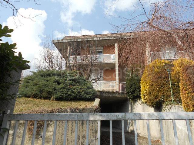 appartamento in vendita a Rubiana