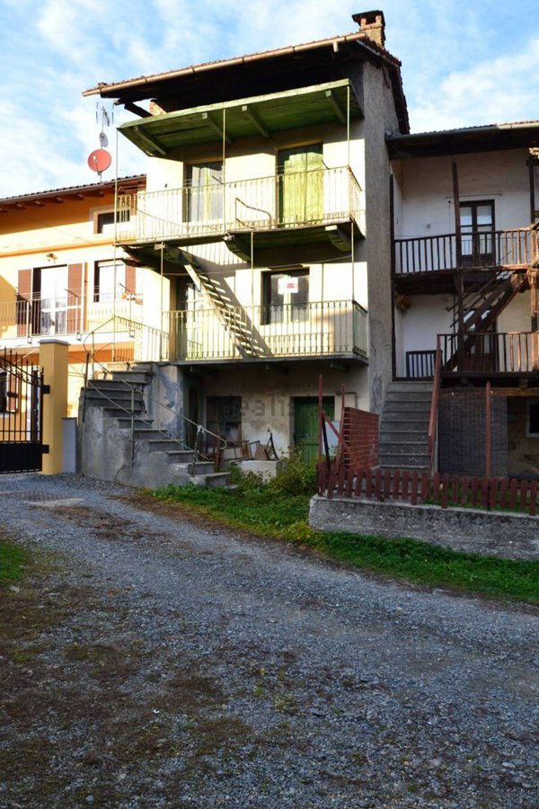 appartamento in vendita a Rubiana