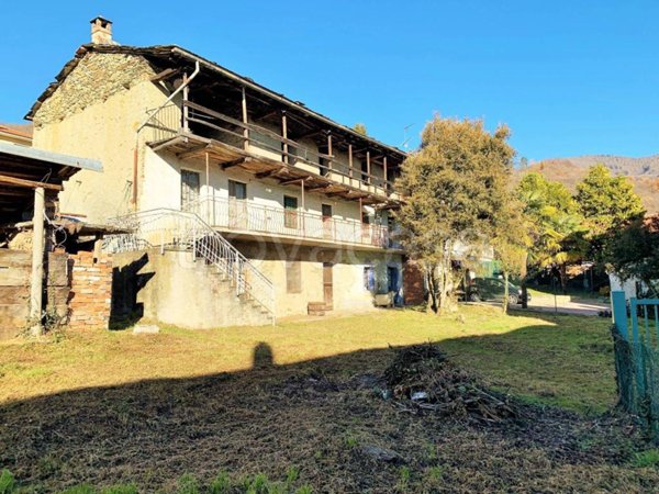 casa indipendente in vendita a Rubiana