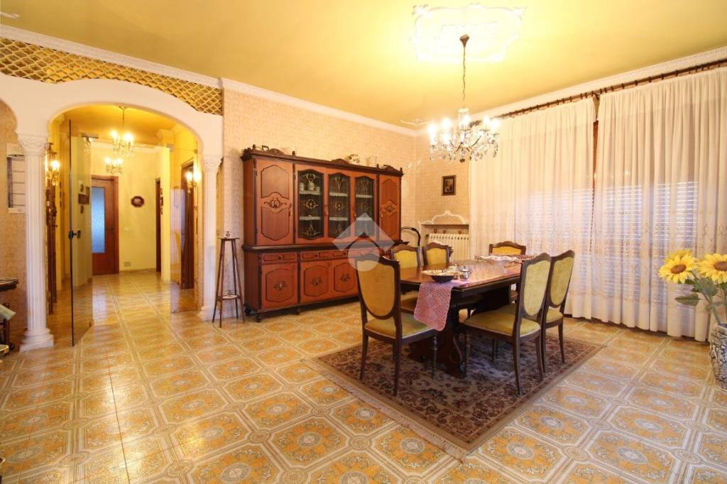 appartamento in vendita a Rubiana