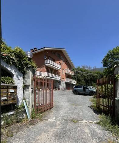 appartamento in vendita a Rubiana in zona Favella
